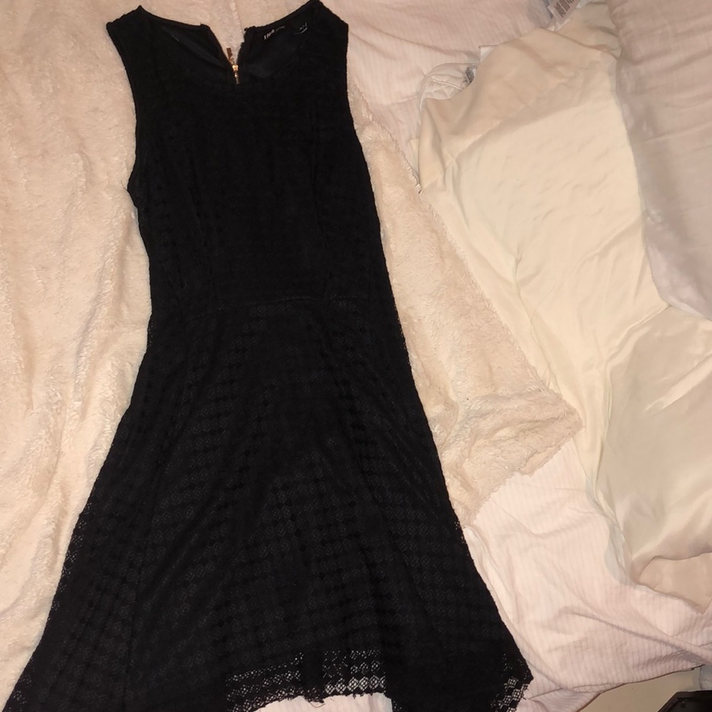 ⭐️ little black dress⭐️